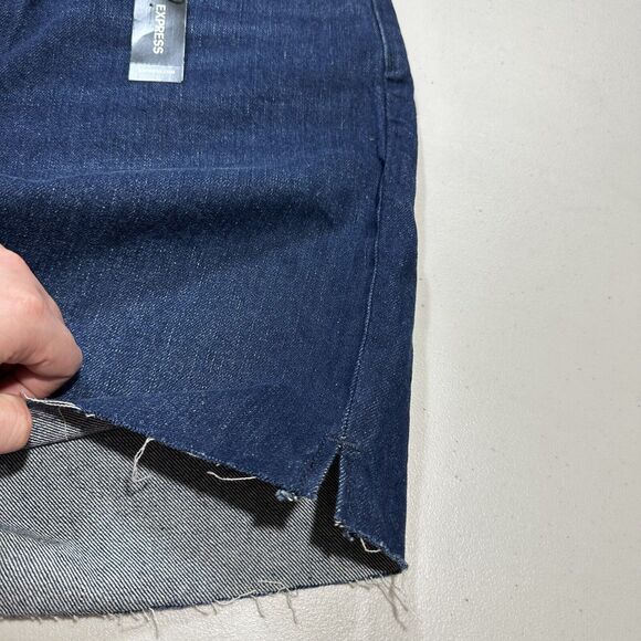 NWT EXPRESS Midi High Rise Womens Denim Jean Shorts Dark Wash Stretch Sz 12 New - Picture 8 of 9